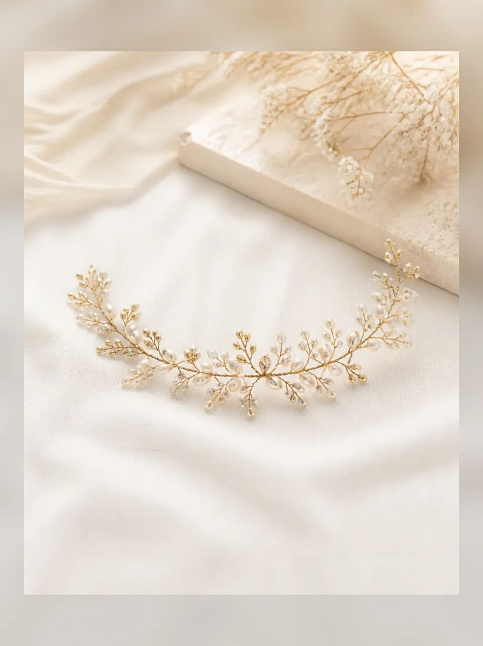 Solene Hair Vine — complete product view showing its overall form and proportion in Warm gold